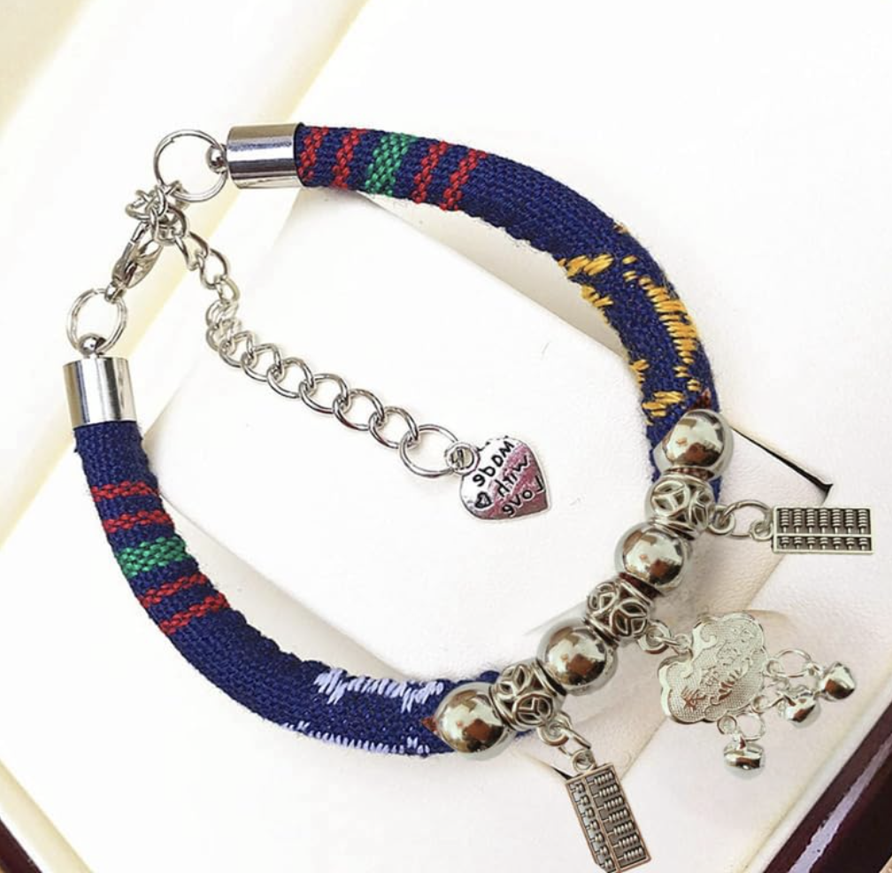 Hunter Hilo Collar ML